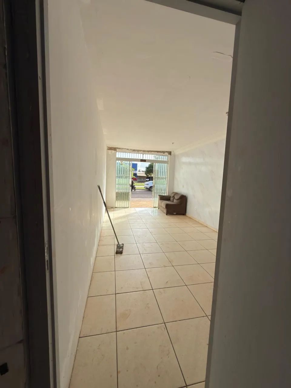 Alugo sala comercial 