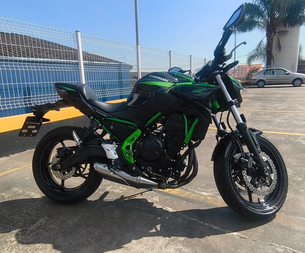 Z 650 2025 - 1534259625 | OLX