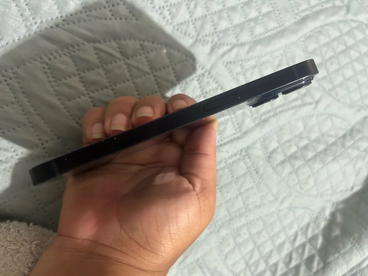 Vendo ou troco iPhone 14 normal 