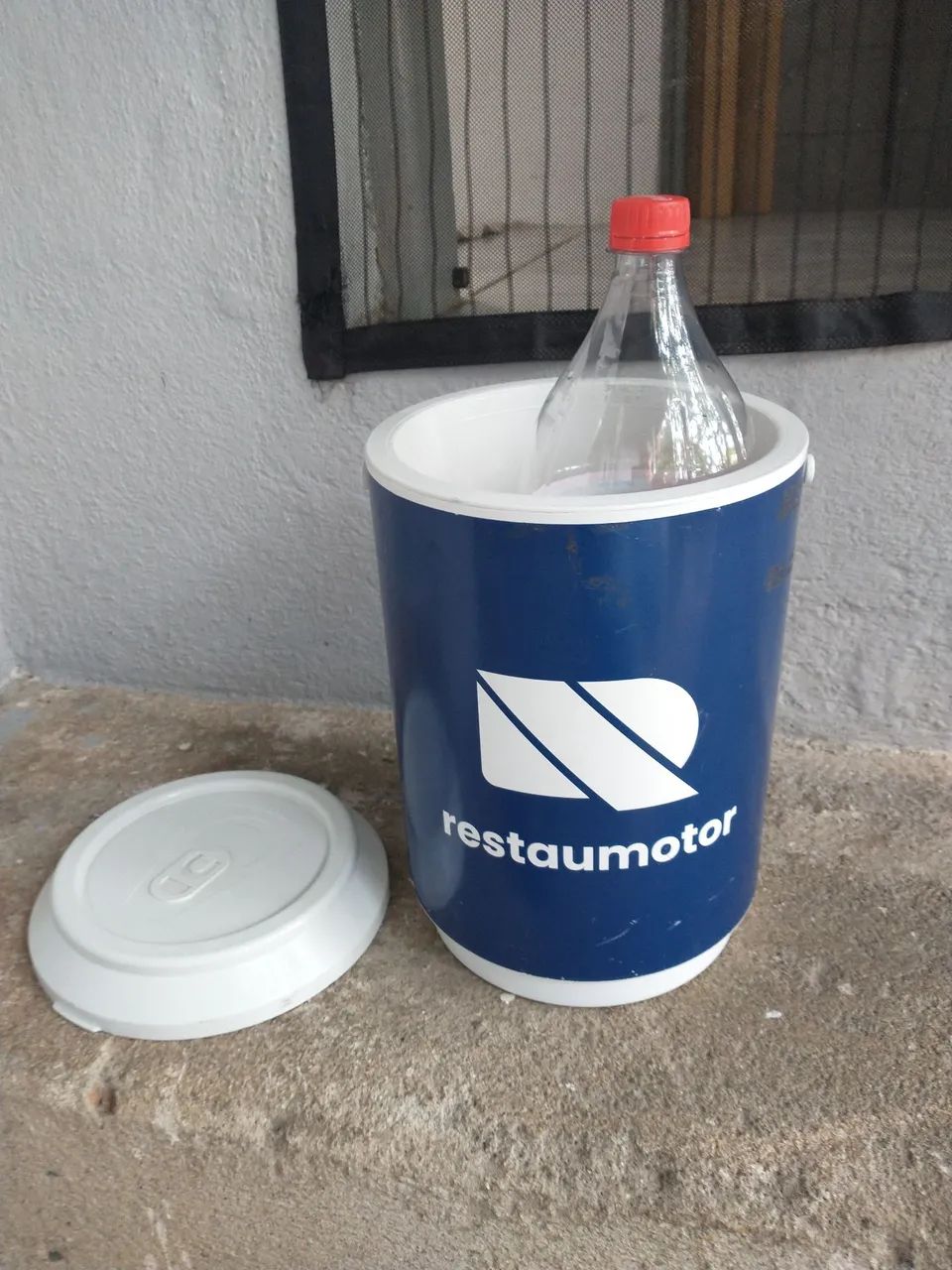 Cooler azul e branco  - Foto 3