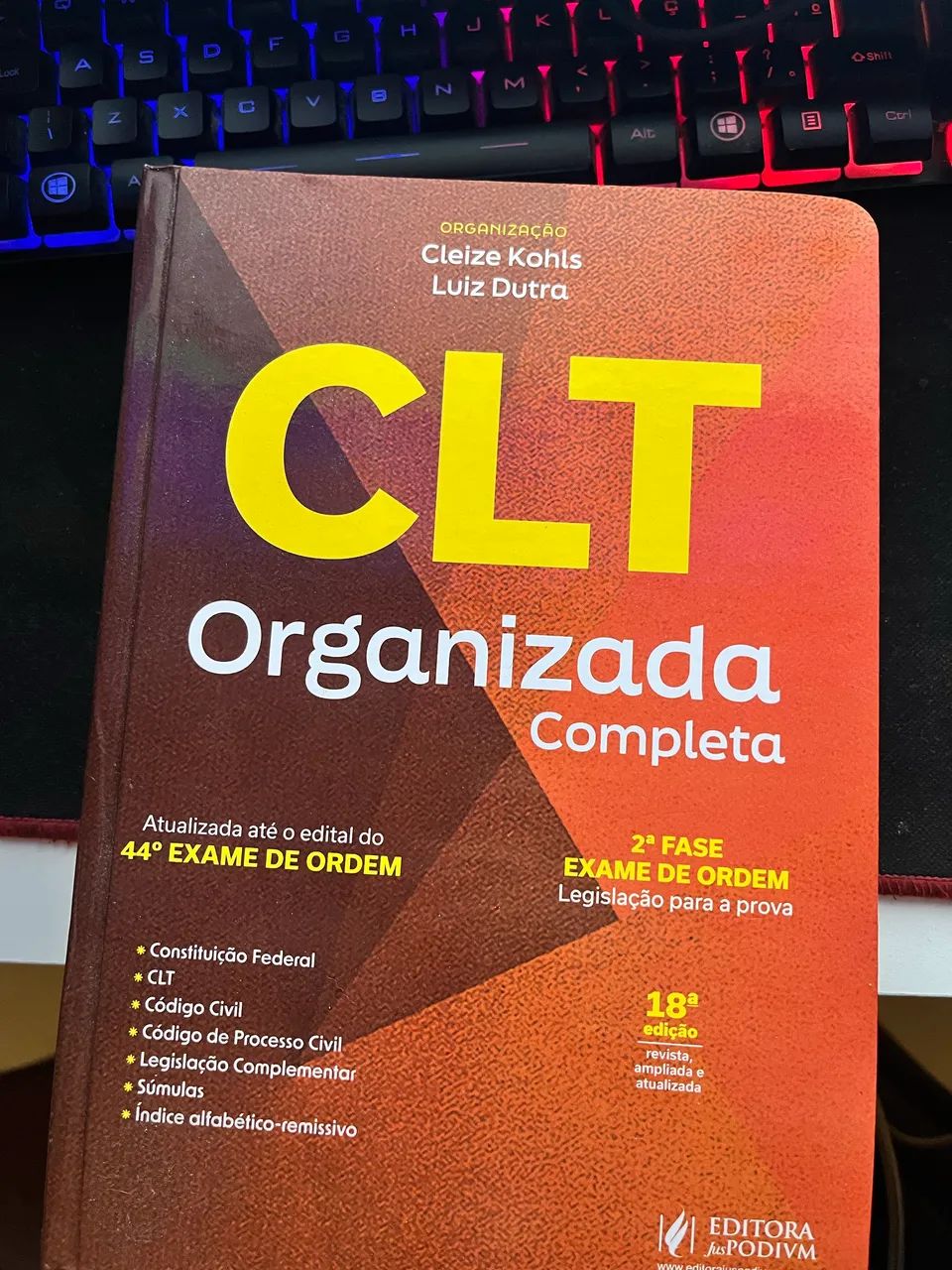 CLT Organizada - Trabalho - Ceisc 