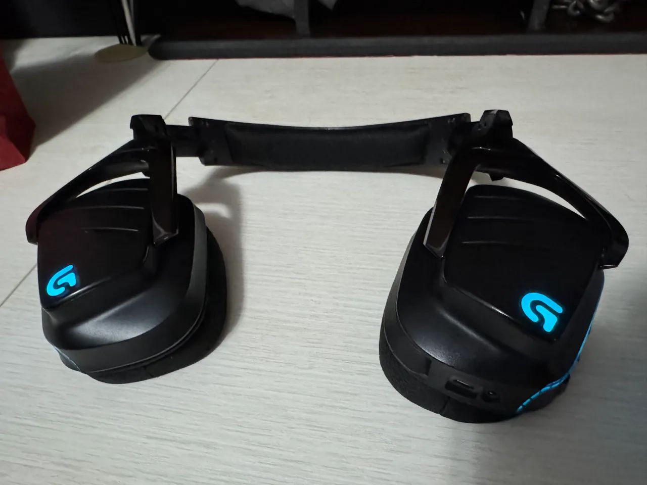 Logitech G933 Artemis Spectrum