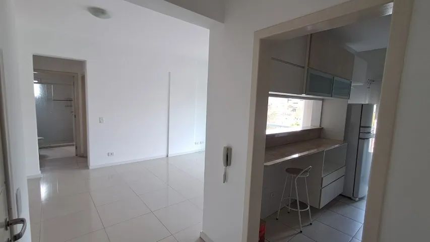 Apartamento 1 Quarto 1 Vaga Centro Cívico - Foto 2