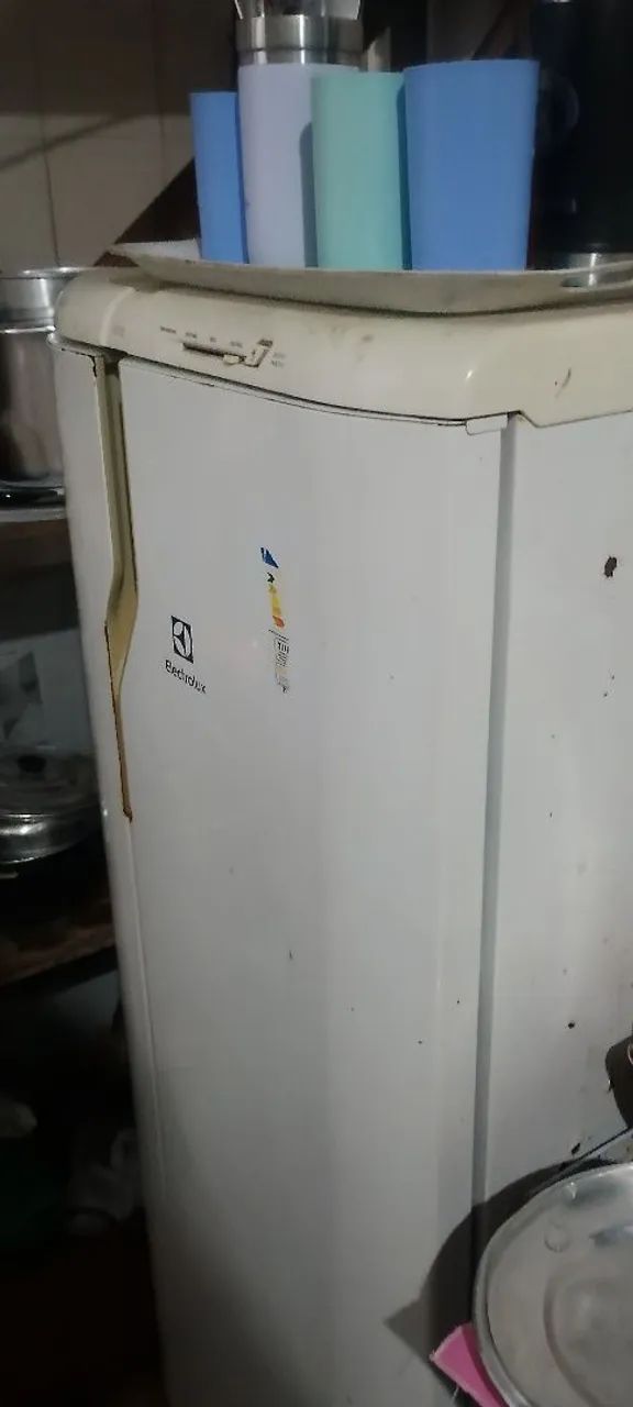 Geladeira disponível 