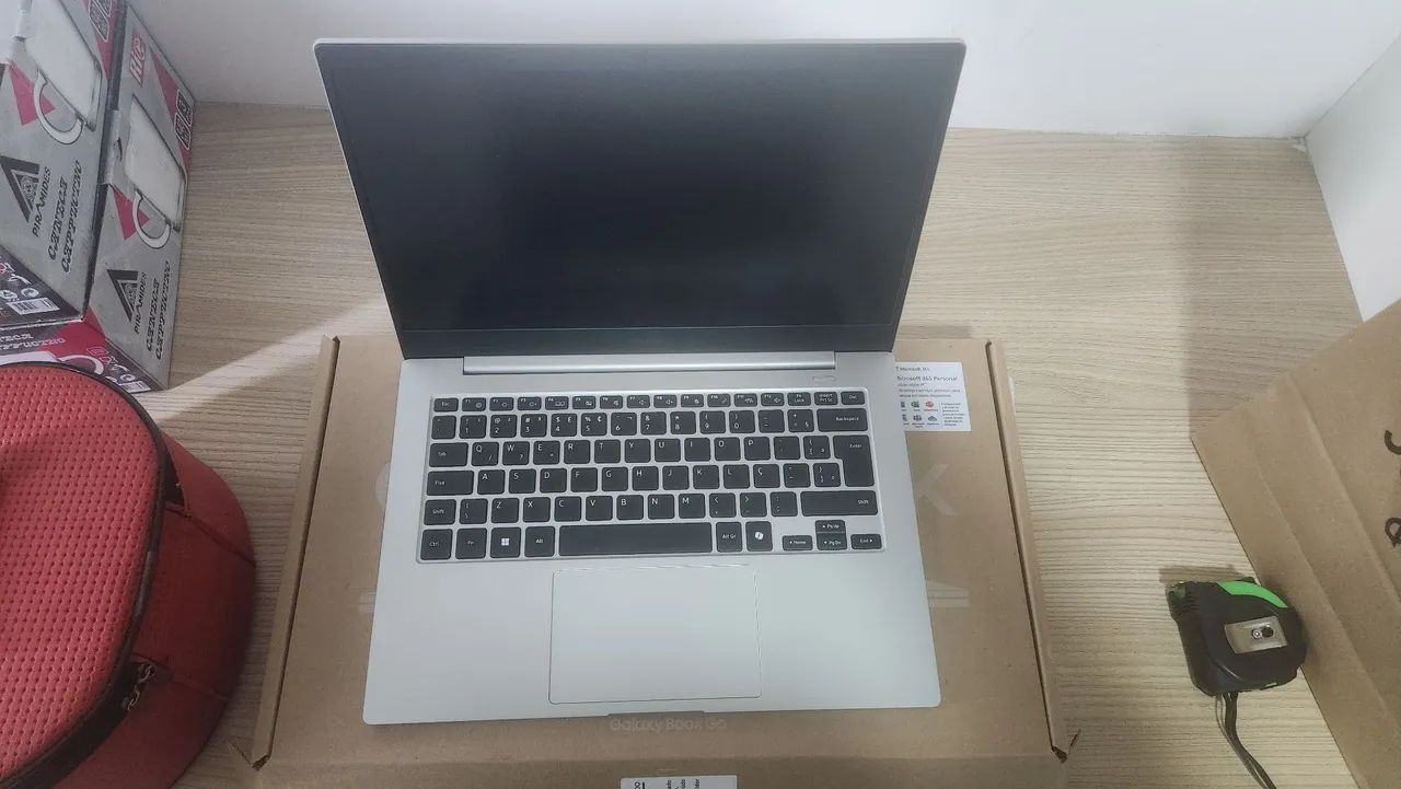 Galaxy book go novo caixa aberta