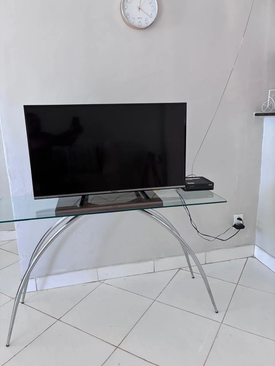 Tv & sofá  vendo 