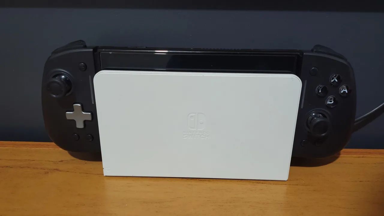 Nintendo Switch OLED + 6 Controles (3 Pares) + 32 jogos digitais. Completo e Conservado. - Foto 3