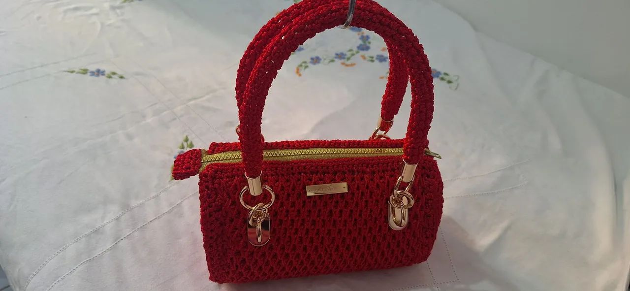 Vendo Bolsa de Crochê Nova lindíssima!!! - Foto 2