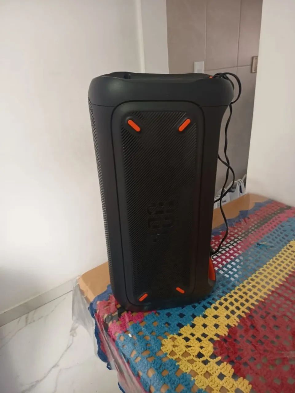 vende-se JBL 100