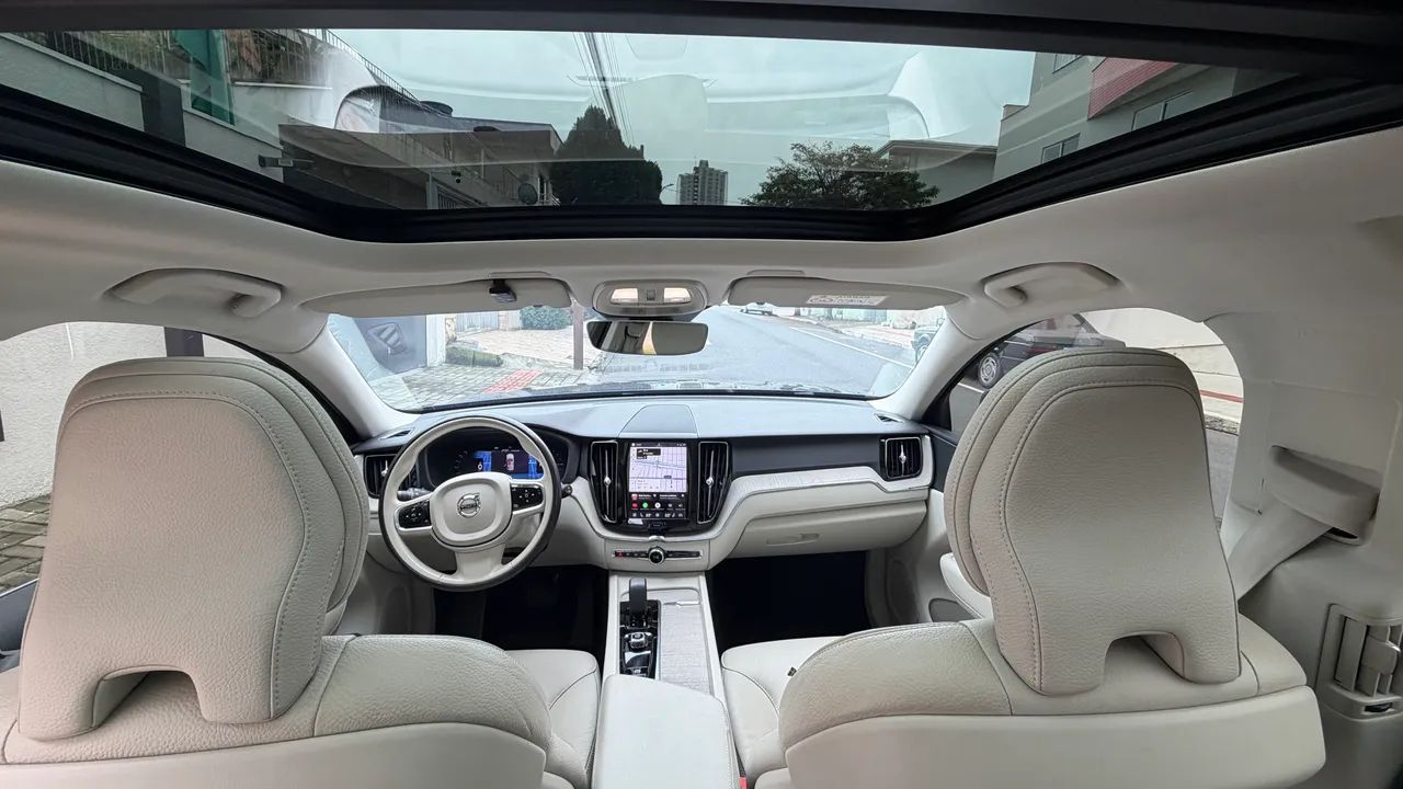 Volvo Xc60 XC 60 T-8 Plus 2.0 AWD (Híbrido) 2023