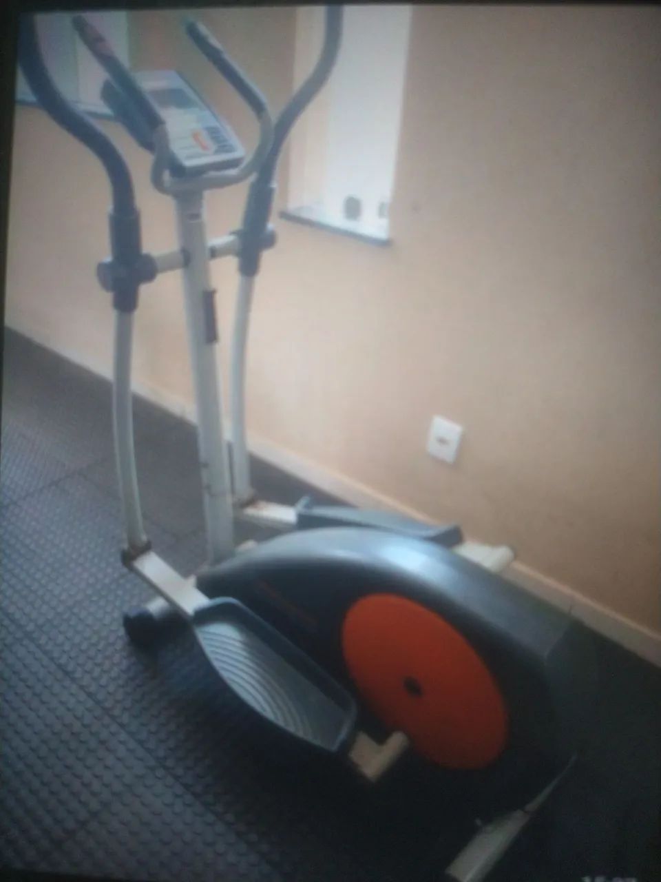 Aparelho Elíptico Athletic Advanced  - Foto 3