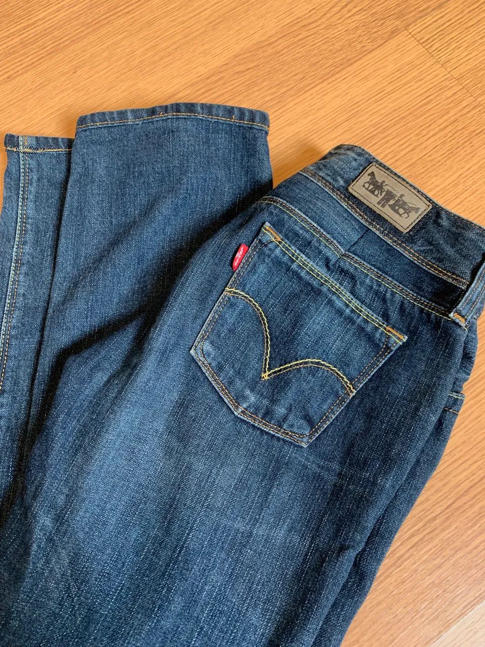 Calça Levis Feminina 30x34 Vintage  - Foto 2