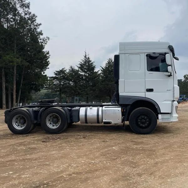 DAF XF 530 6X4 ANO 2022 EURO 5 - COM 693 MIL KM - REPASSE - Foto 5