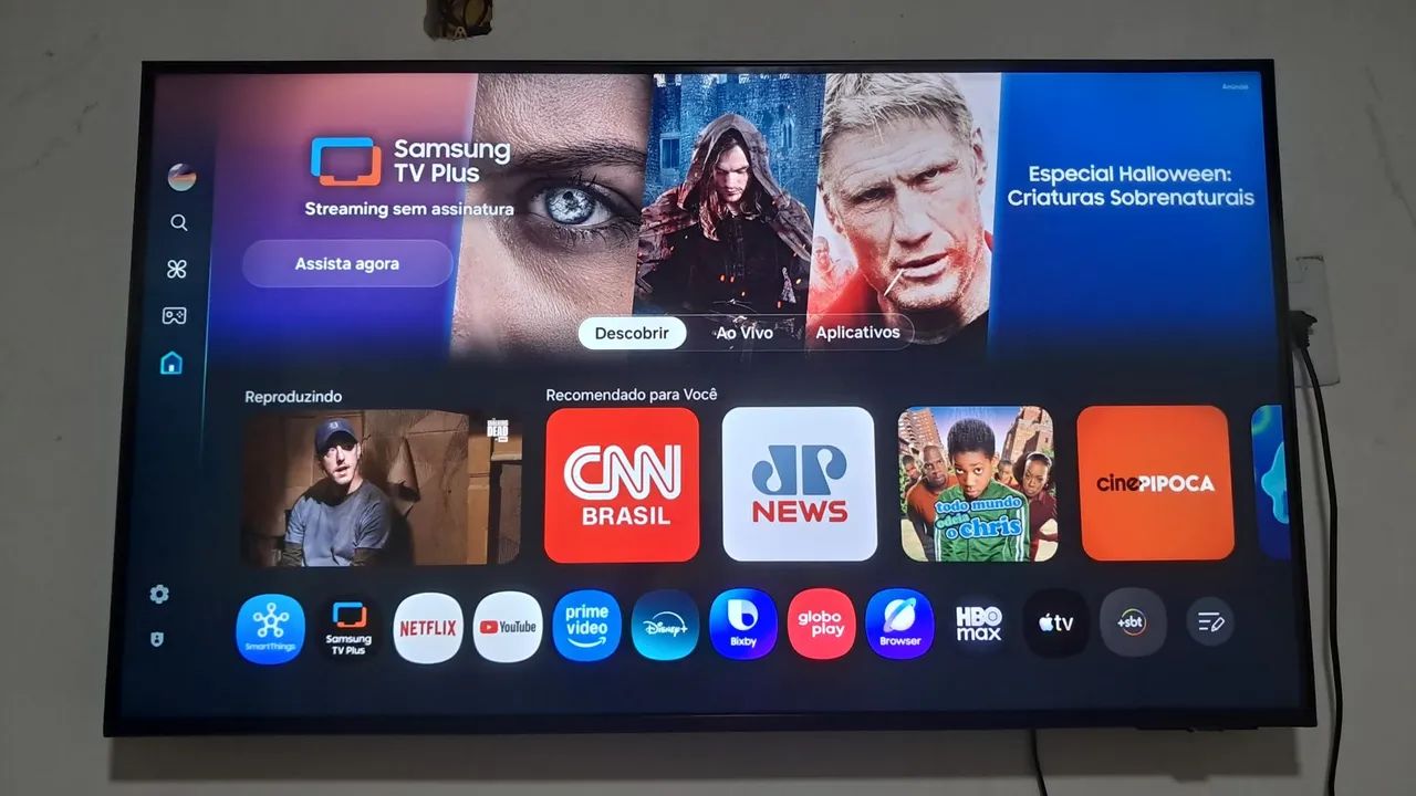 Vendo um tv Samsung cristal 43 polegadas 