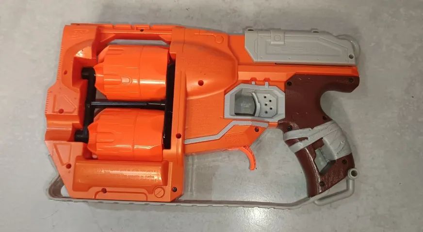 Vendo Nerf FlipFury Zombie Strike - Foto 2