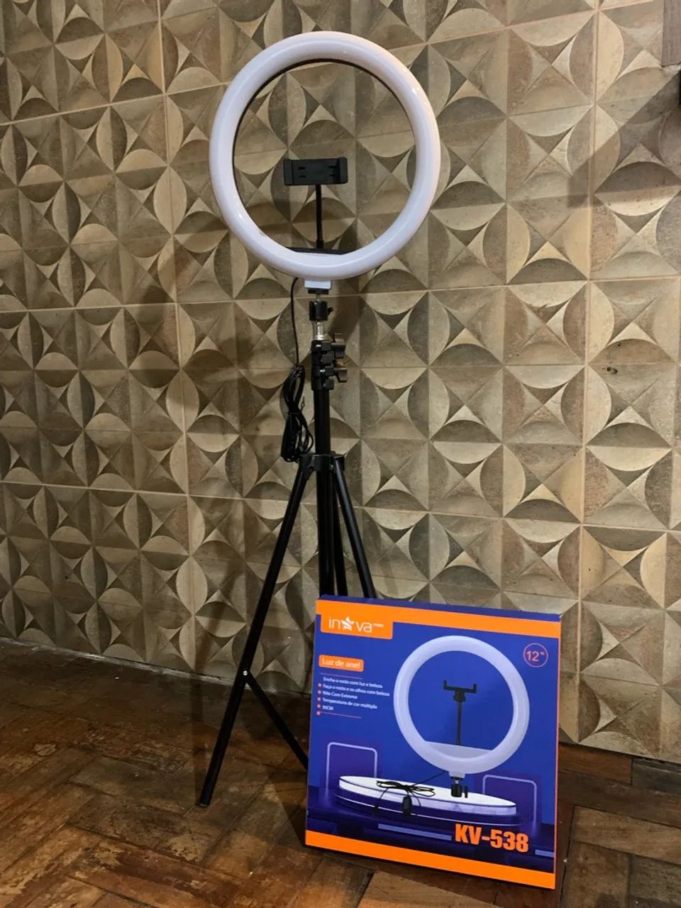 Ring light NOVOS com tripé 10/14/18 polegadas  - Foto 3