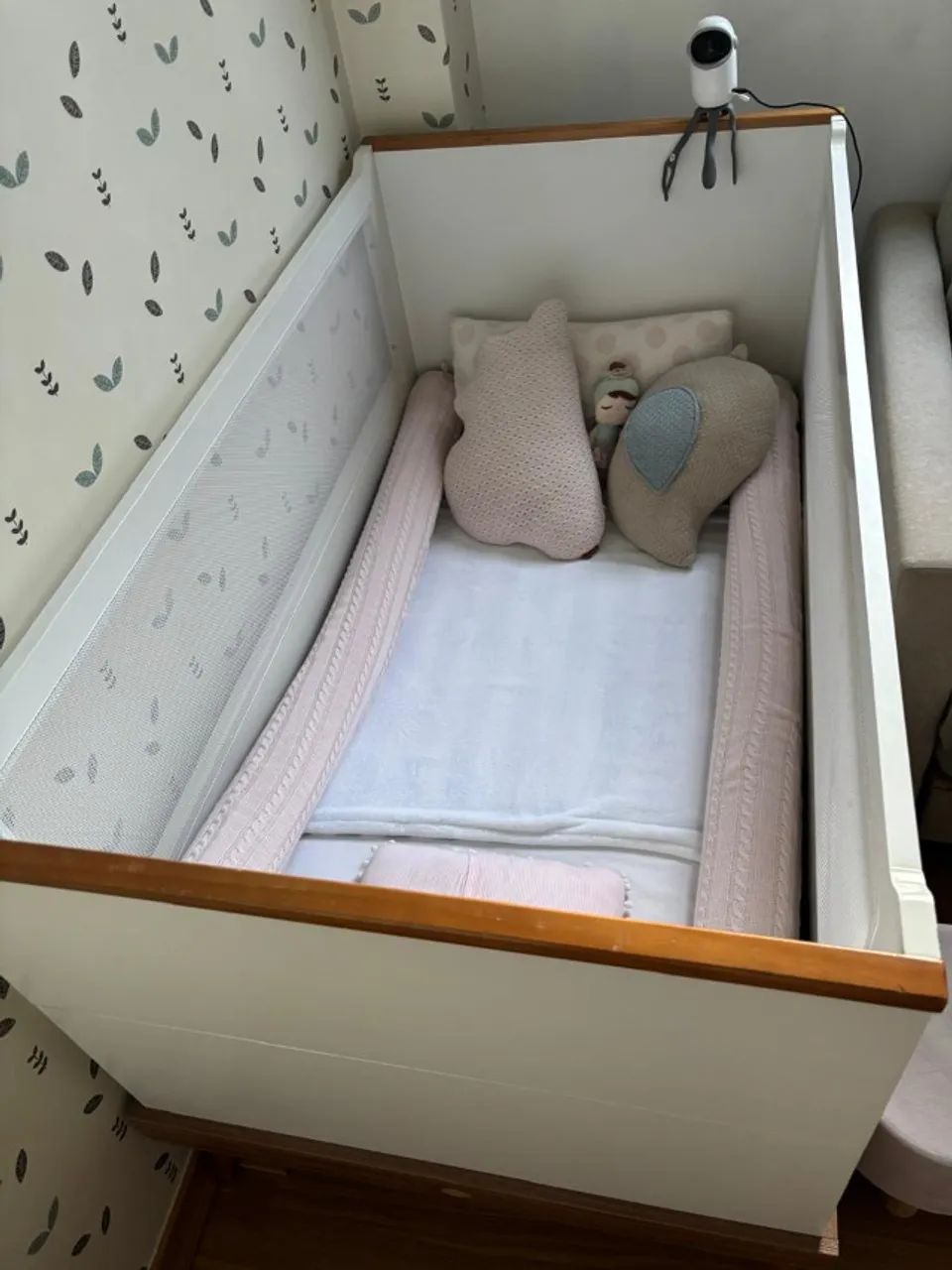 Berço Retrô Mini Cama 2 em 1 Canção de Ninar Divicar ? Anti-refluxo, vira mini cama