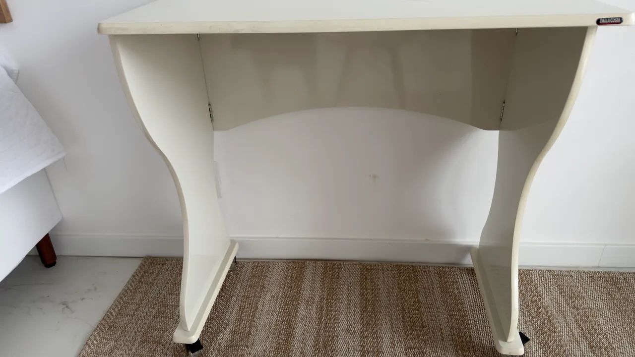 ESCRIVANINHA MESA DE ESTUDO  - Foto 2