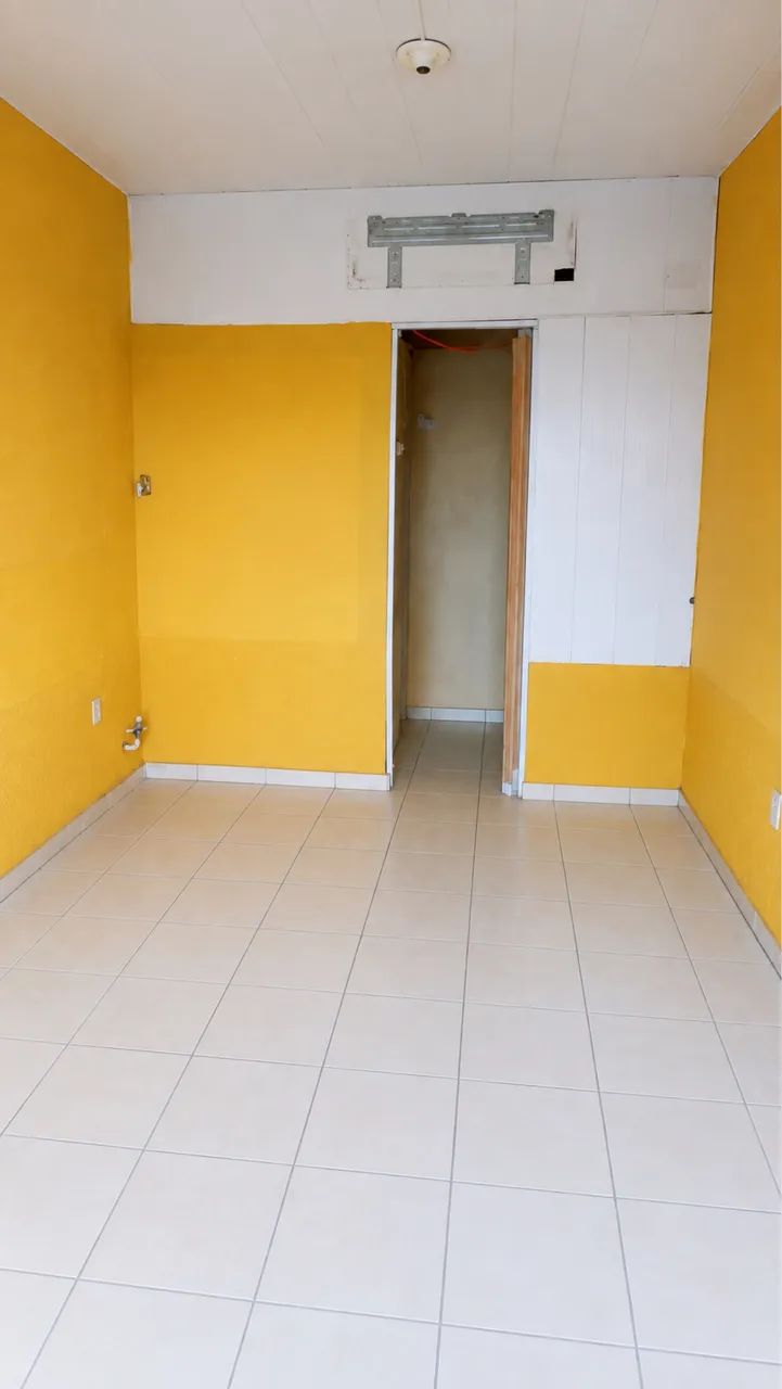 Alugo loja próximo ao centro de Maricá