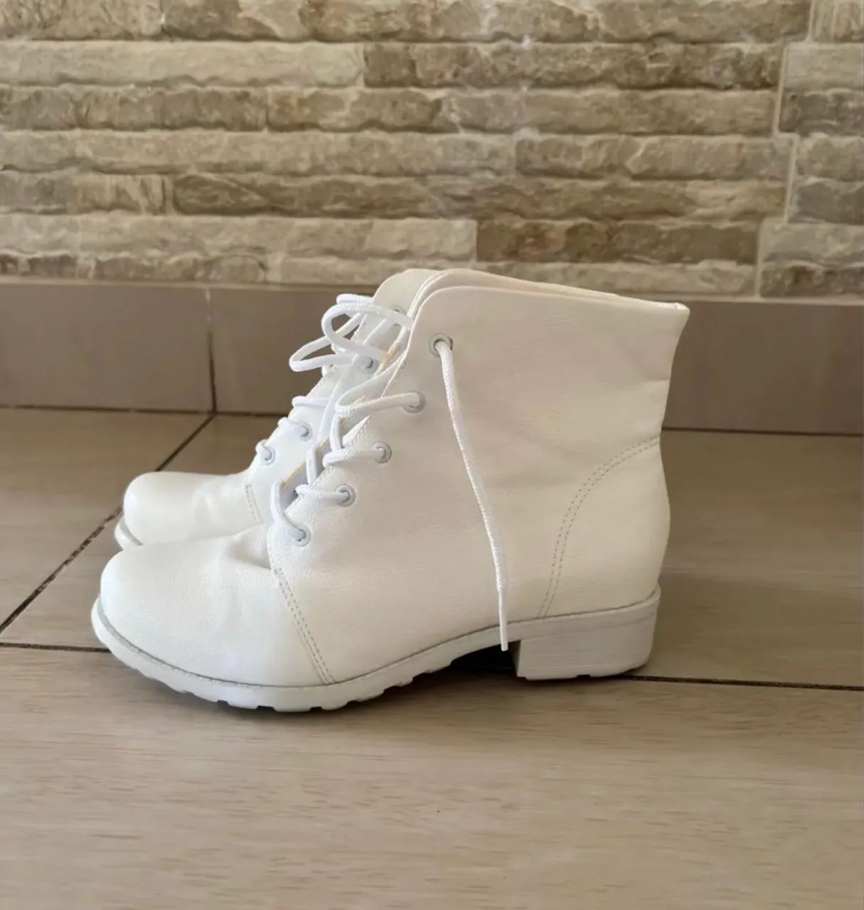 Coturno Branco Sapatinho de Luxo - Foto 2