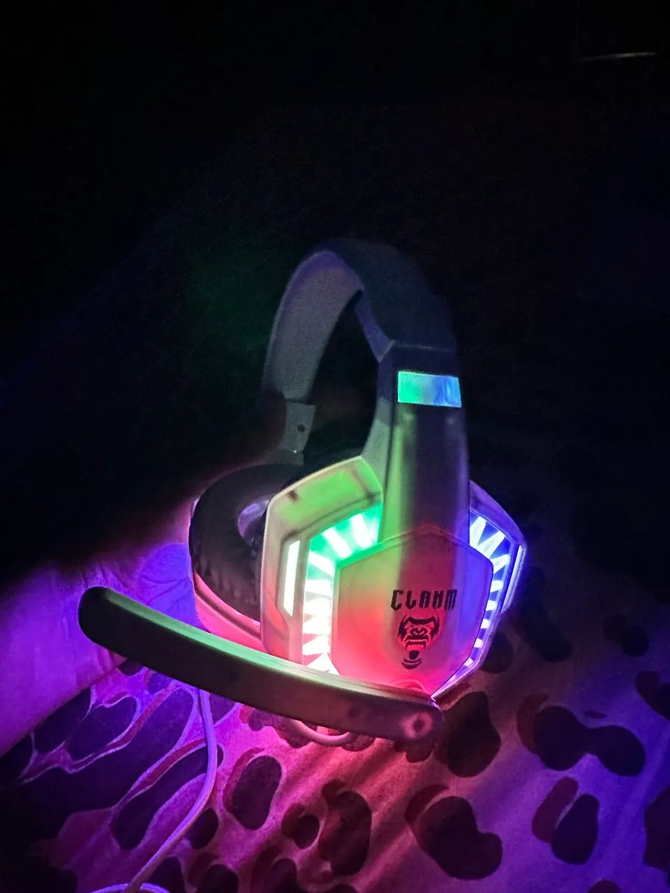 Vendo Fone de ouvido e Teclado mecânico RGB - Foto 5