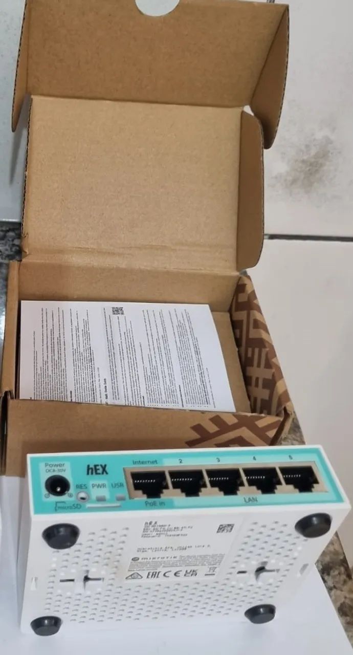 MikroTik hEX RB750Gr3 - 01 Unidades - Foto 2
