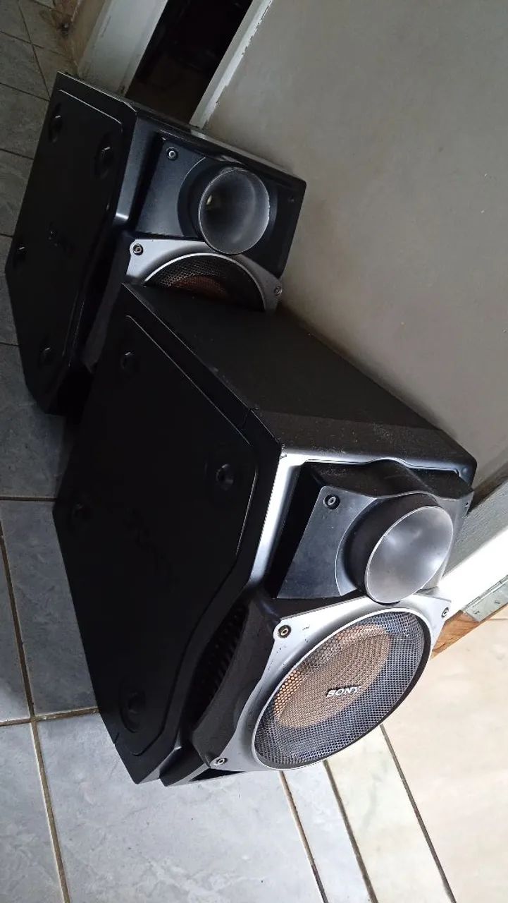Caixas Sony potente 