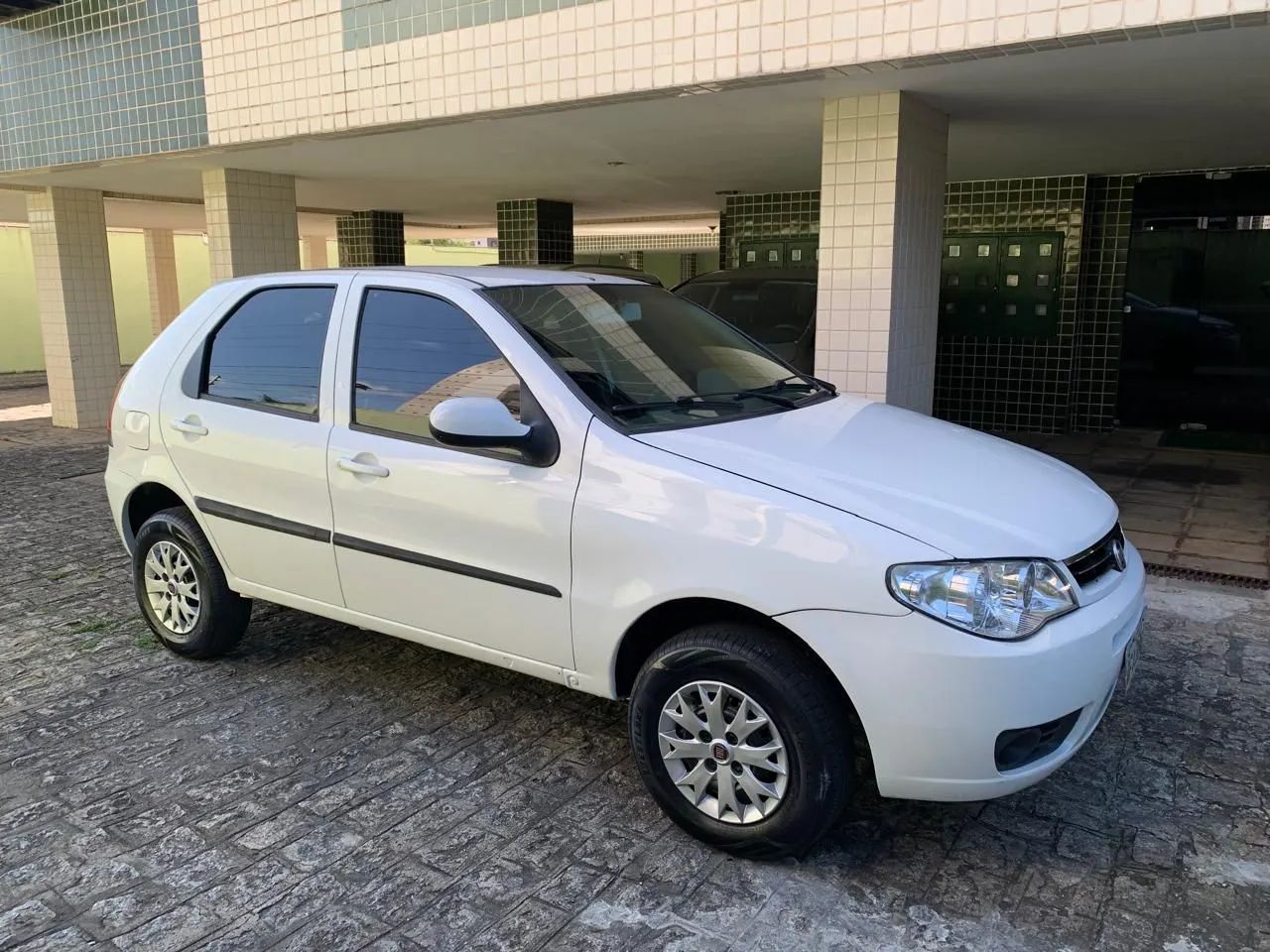 Fiat Palio Palio Celebration 1.0 Fire Flex 8V 4p 2015