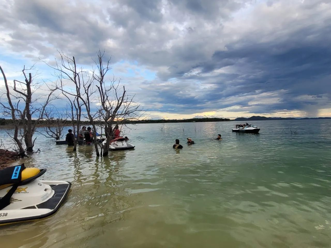 Aluga se rancho no lago Serra da mesa  - Foto 5