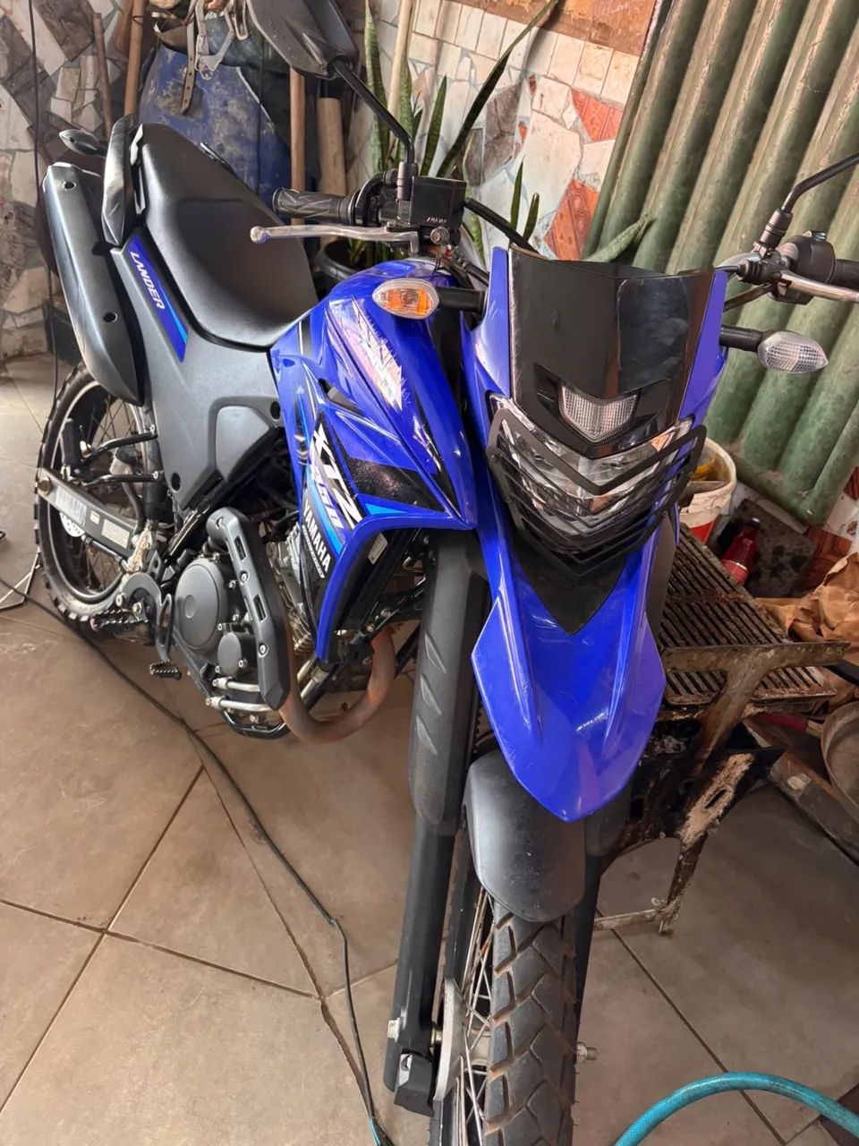 Vendo Lander Zeroo!