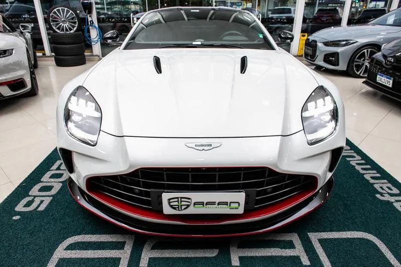 Aston Martin Vantage S Coupe 4.0 V8 680cv, foto 2 de 20