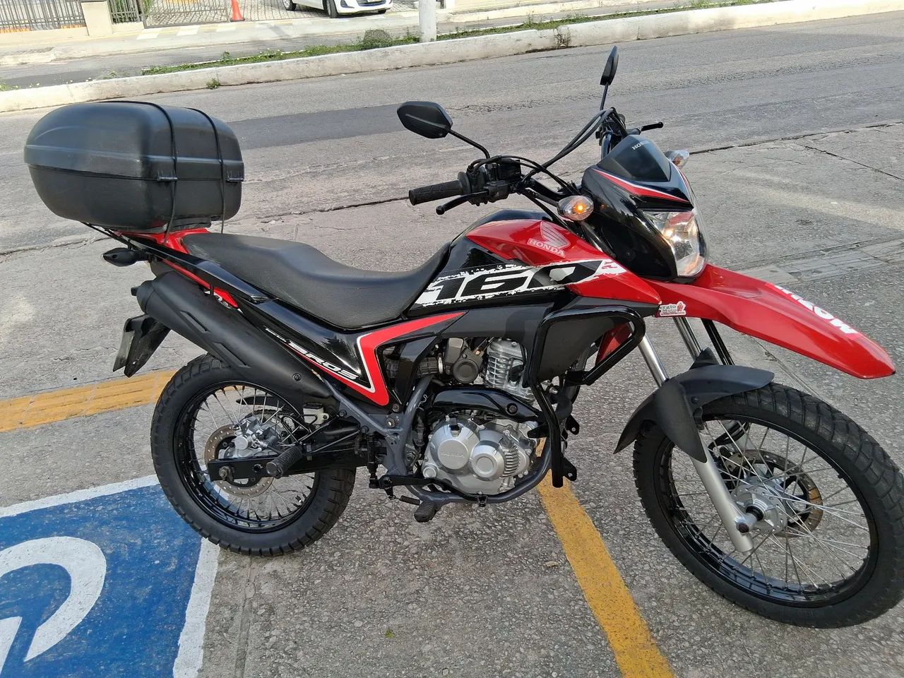 Honda Bros 2015