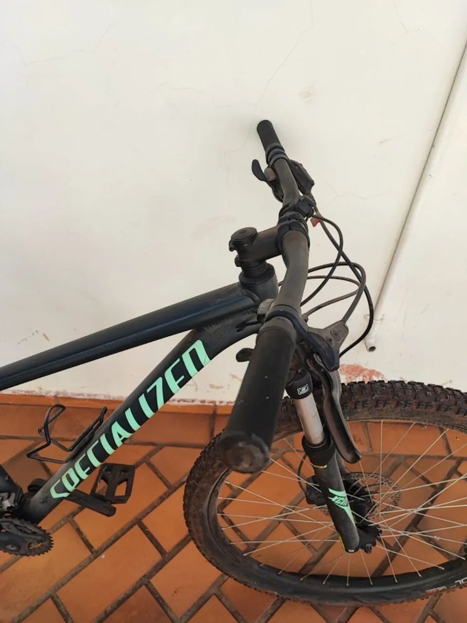 Bicicleta Rockhopper Sport 29 - Foto 4
