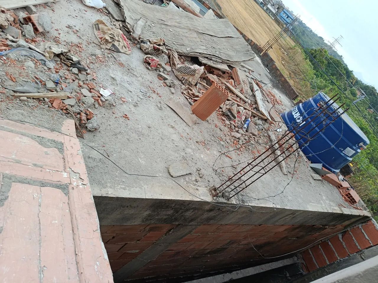Casa, em ótimo localização próximo de tudo - Foto 2