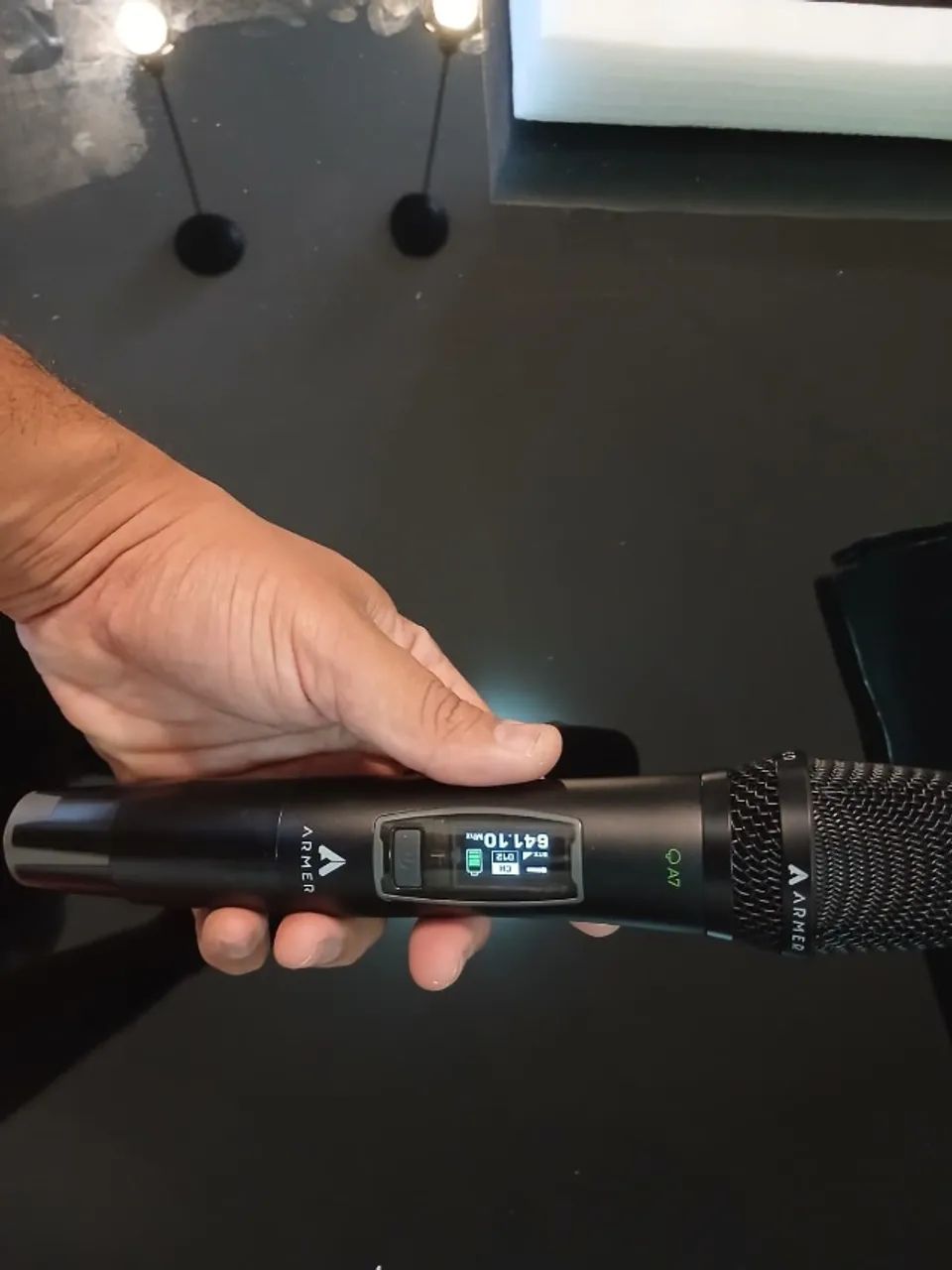 Microfone Sem Fio Duplo Armer AX802M Profissional