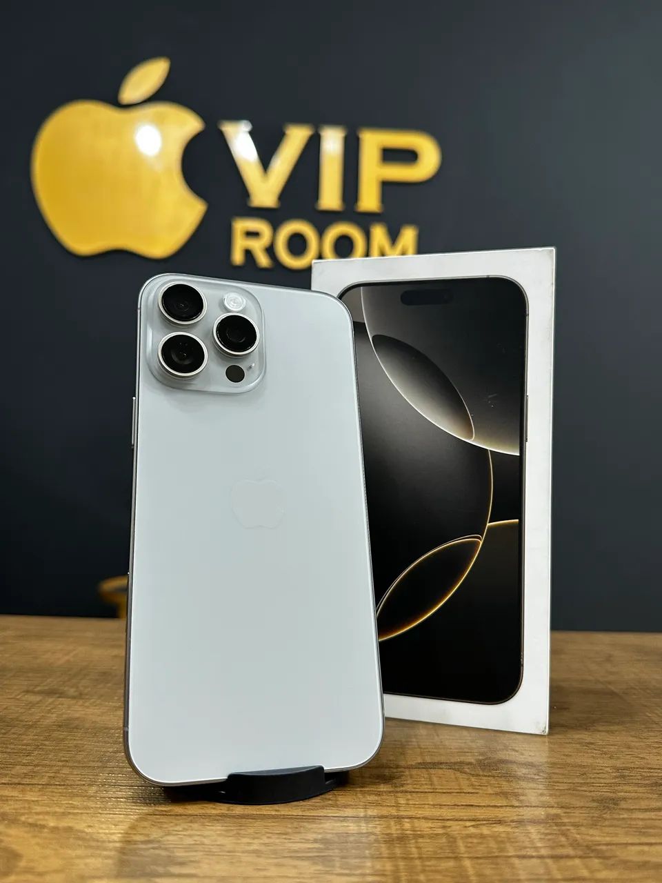 iPhone 16 Pro Max 256gb Cinza na garantia Apple até Novembro 2026!!