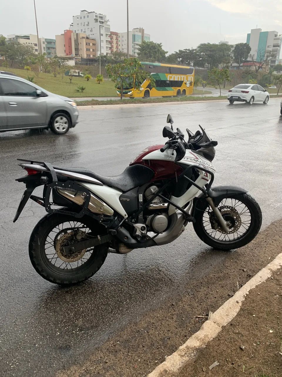 Transalp 700 - Foto 5