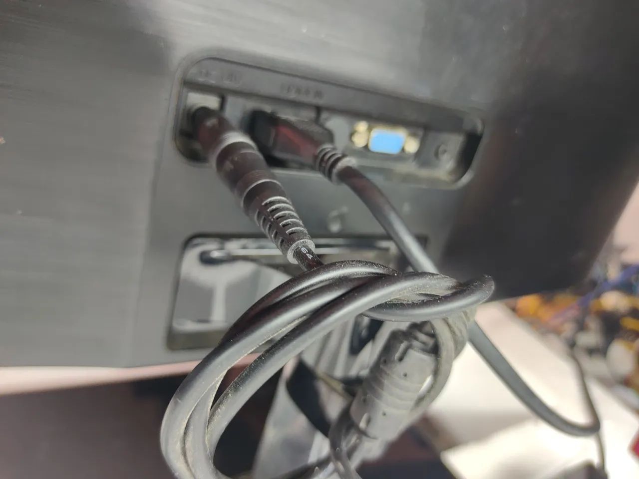 Monitor Samsung 24 pol HDMI e vga  - Foto 3