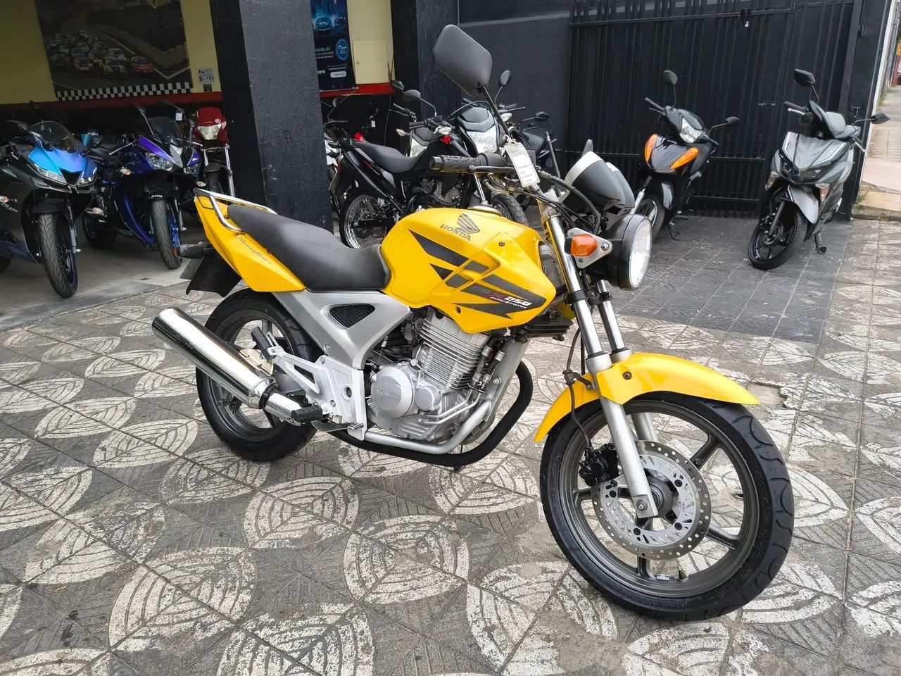 CBX 250 Twister 2008 - Foto 2