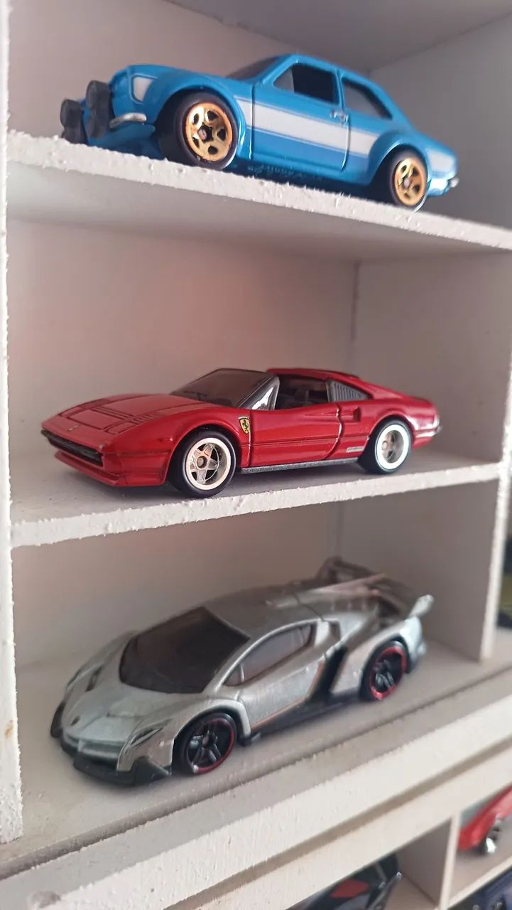 ホットウィール Ferrari 308 GTS Quattrovalvole ③ Ferrari 308 GTS Quattrovalvole Hot Wheels 1/64 - Câmeras e