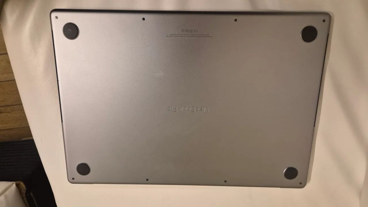 Macbook Pro 16 M1 Max 64GB 1TB GPU24 Core - Foto 2