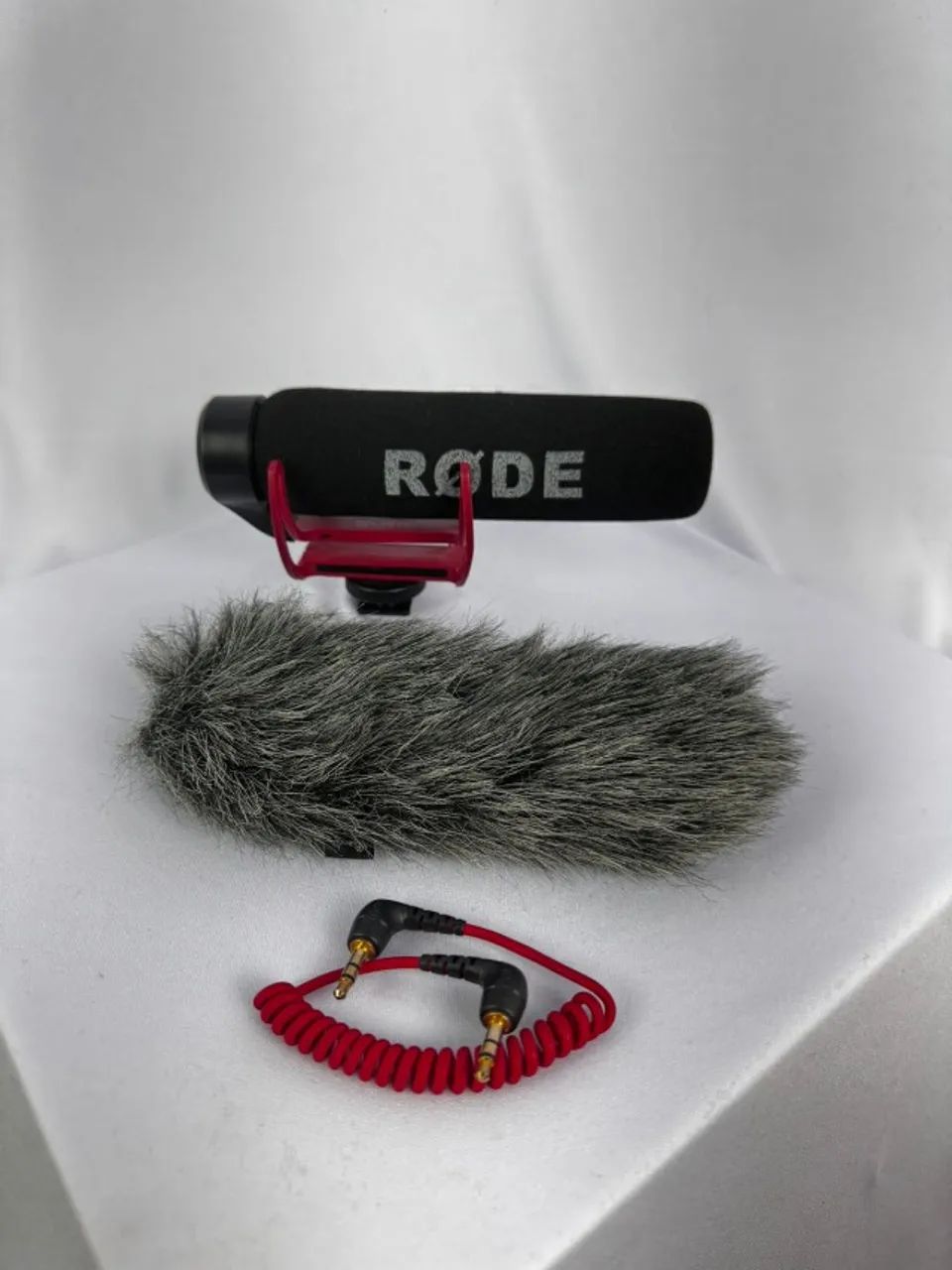 Microfone RODE VideoMic GO para Câmera + Acessórios - Foto 3