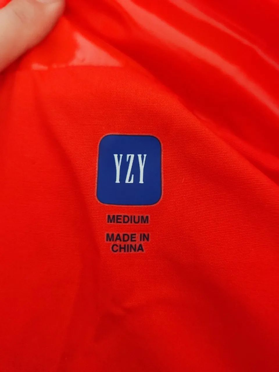 Jaqueta Yeezy Gap - Foto 4
