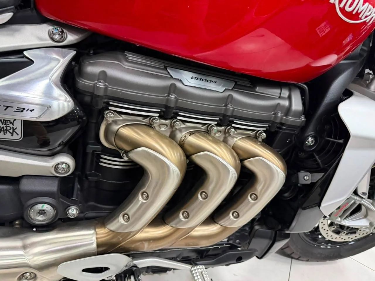 TRIUMPH ROCKET III R - Foto 5