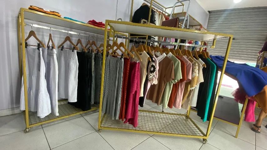 Móveis de loja de roupas  - Foto 4
