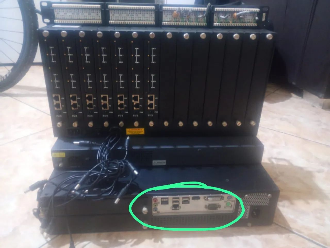 Computador + Chipeira + Switer 