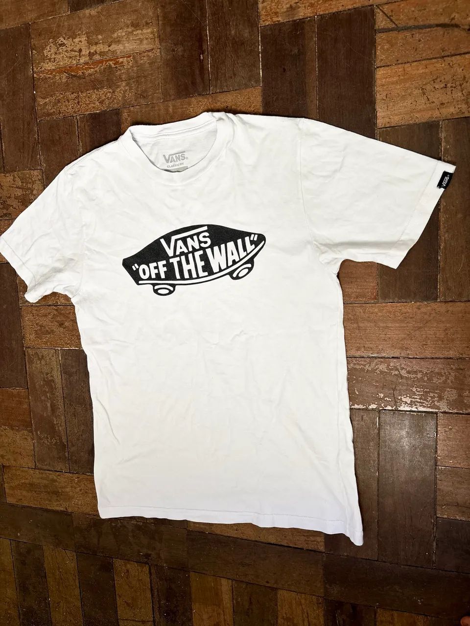 camiseta vans off the wall branca - Foto 4
