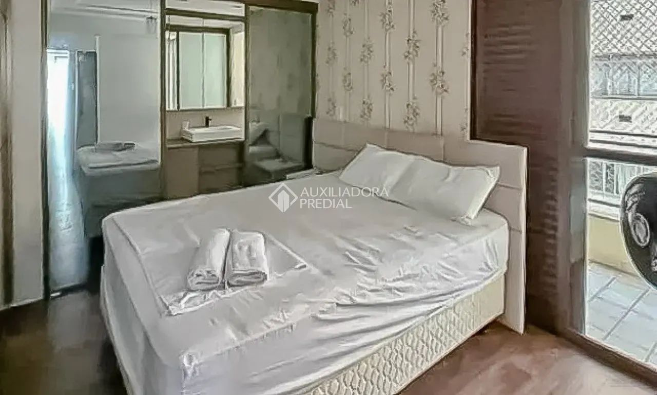 Apartamento Mobiliado com 4 Dormitórios e 134 m² em Campinas com uma vaga - Foto 3