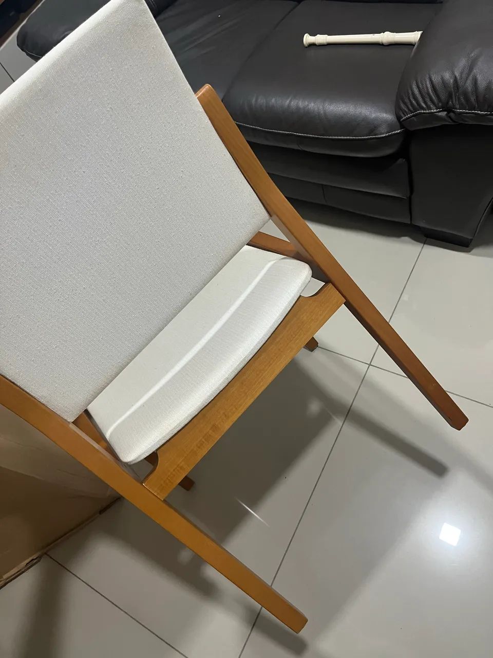 4 cadeiras mesa de jantar  - Foto 2