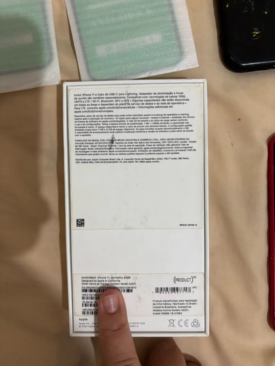 iPhone 11 red 64 Gb - Foto 3